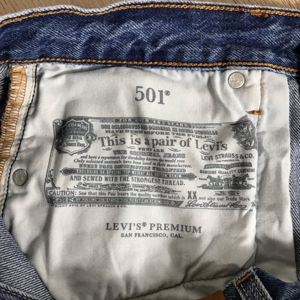 Levi’s Premium 501 Original fit Straight leg High rise Button Fly Jeans Size29 - Picture 9 of 15
